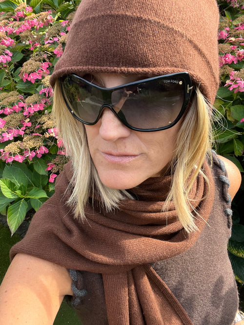 Cashmere Toque + Scarf Set | Taia
