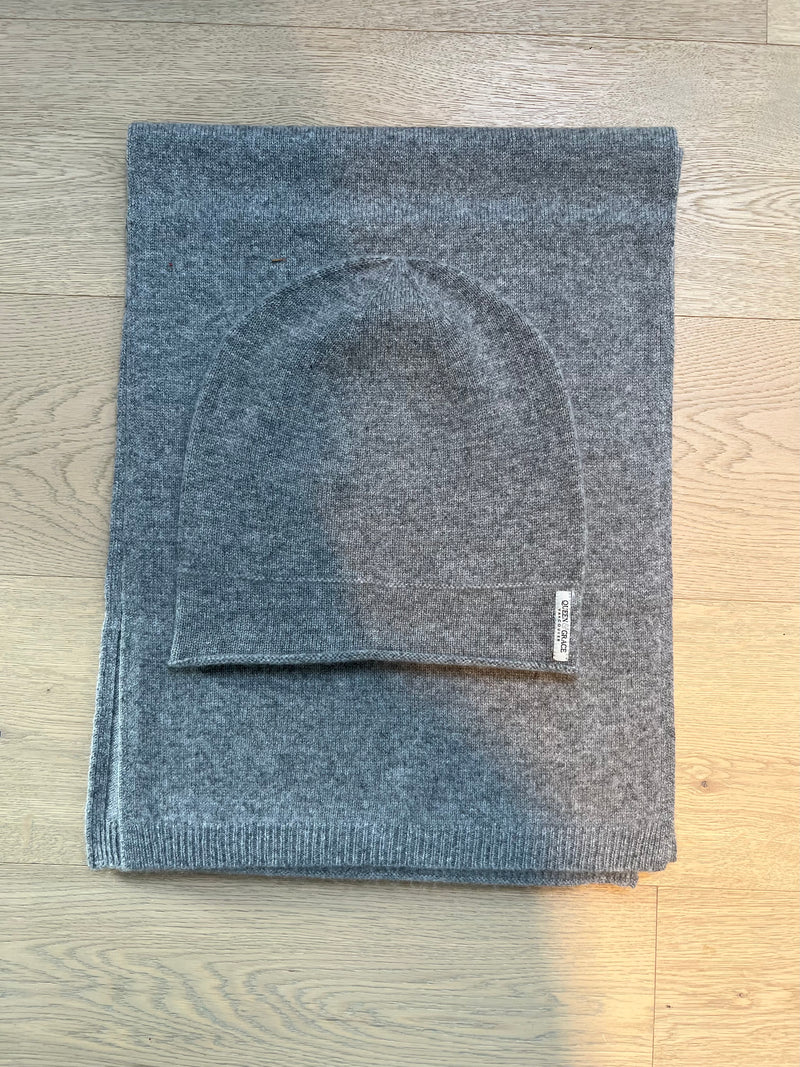 Cashmere Toque + Scarf Set | Taia