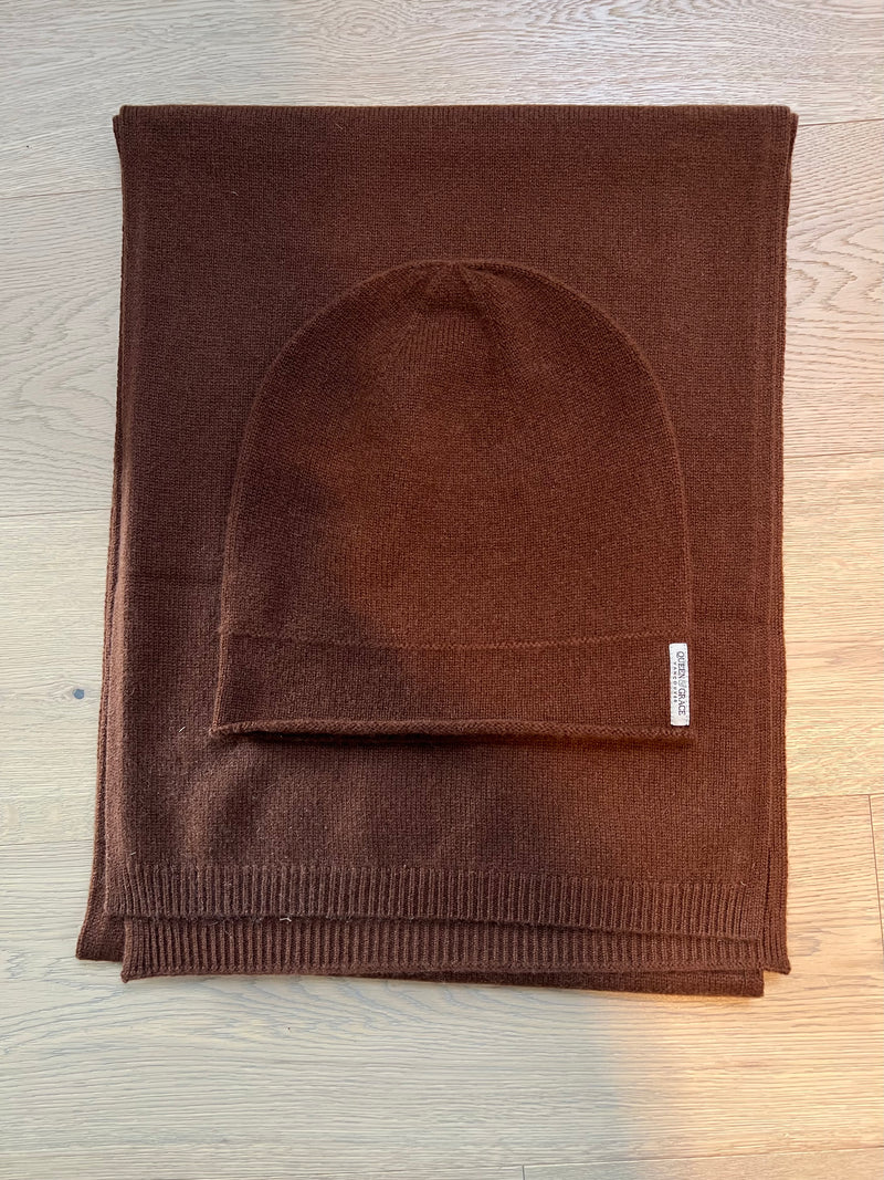 Cashmere Toque + Scarf Set | Taia