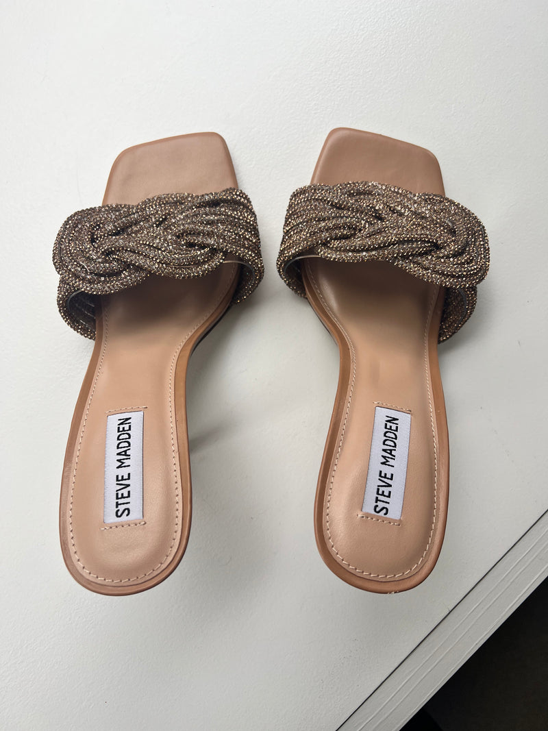 Resale | Steve Madden Pumps | Size 9