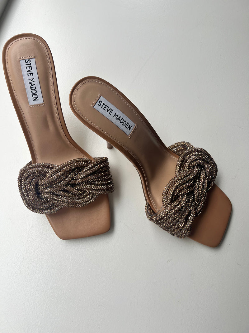 Resale | Steve Madden Pumps | Size 9