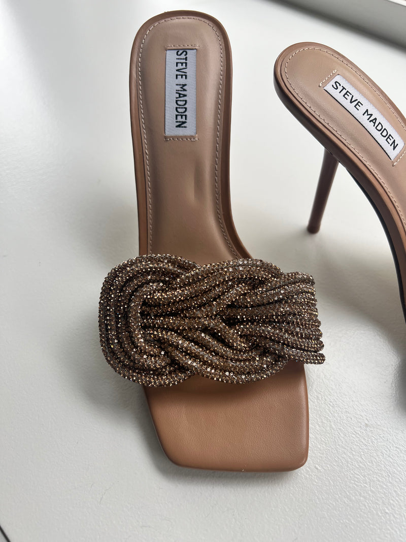 Resale | Steve Madden Pumps | Size 9
