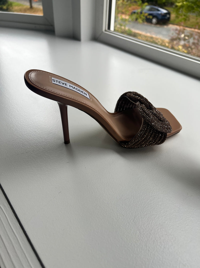 Resale | Steve Madden Pumps | Size 9