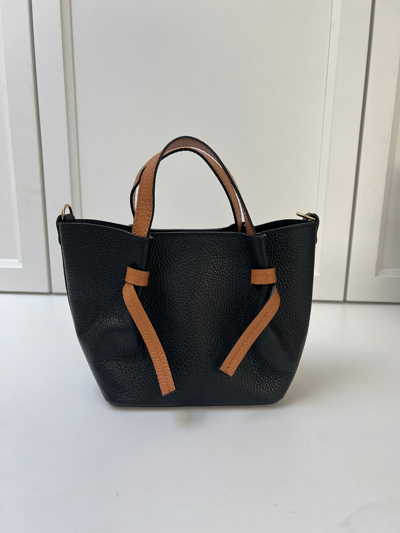 Black & Camel Tote | Audrey