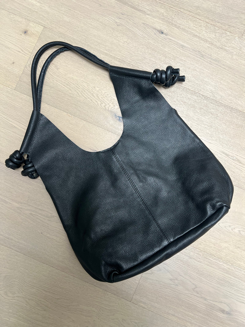 Black Leather Shoulder Tote | Knots