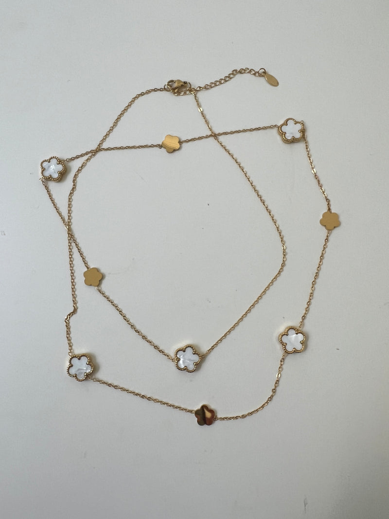 Five Leaf Clover Necklace | Vana