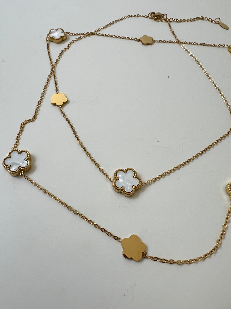 Five Leaf Clover Necklace | Vana