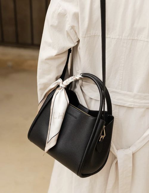 Steffie Tote Handbag | Favorite Pick