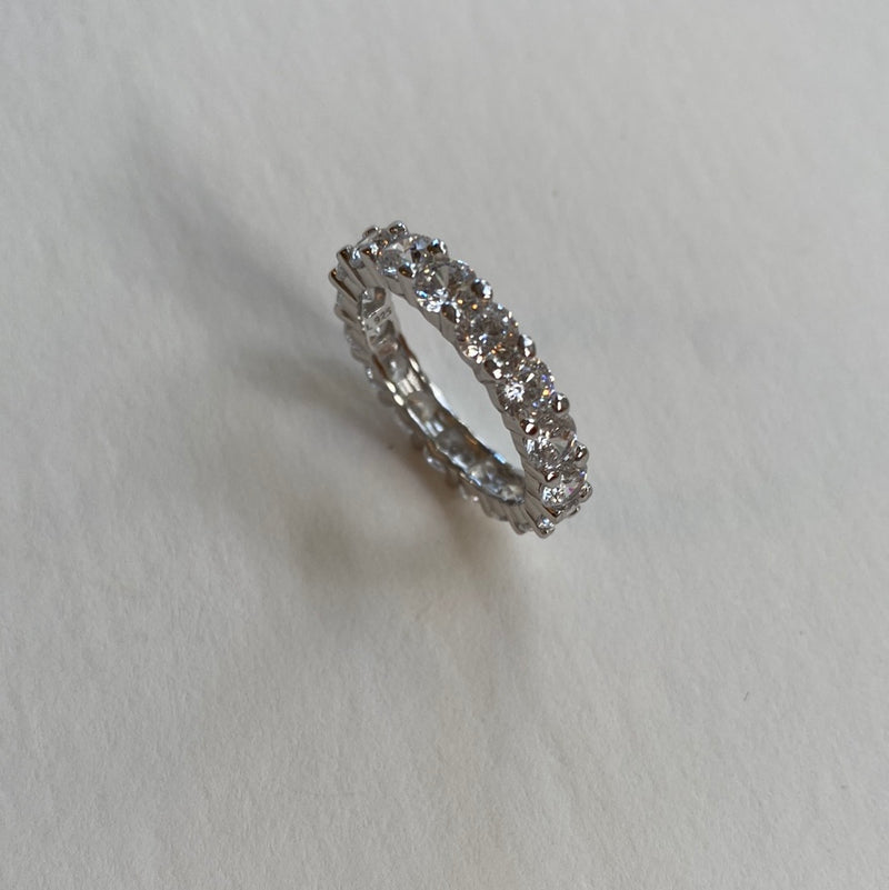 Diamond Eternity Band | Geo