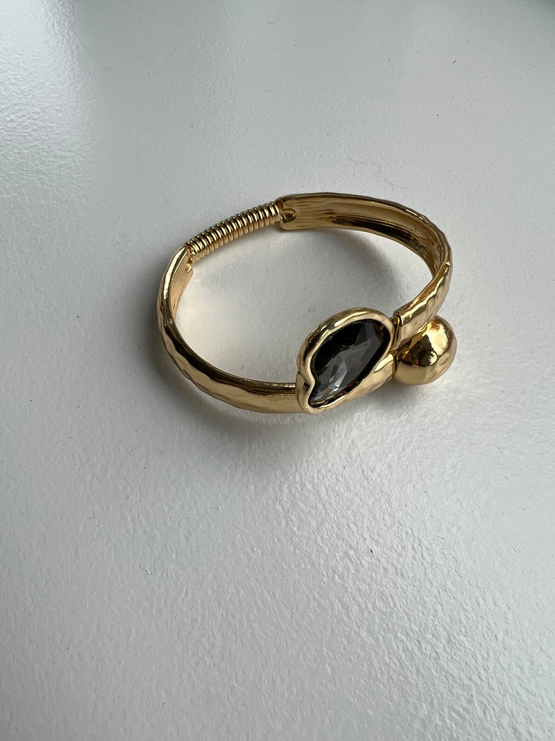 Gold Cuff Bracelet | Heart
