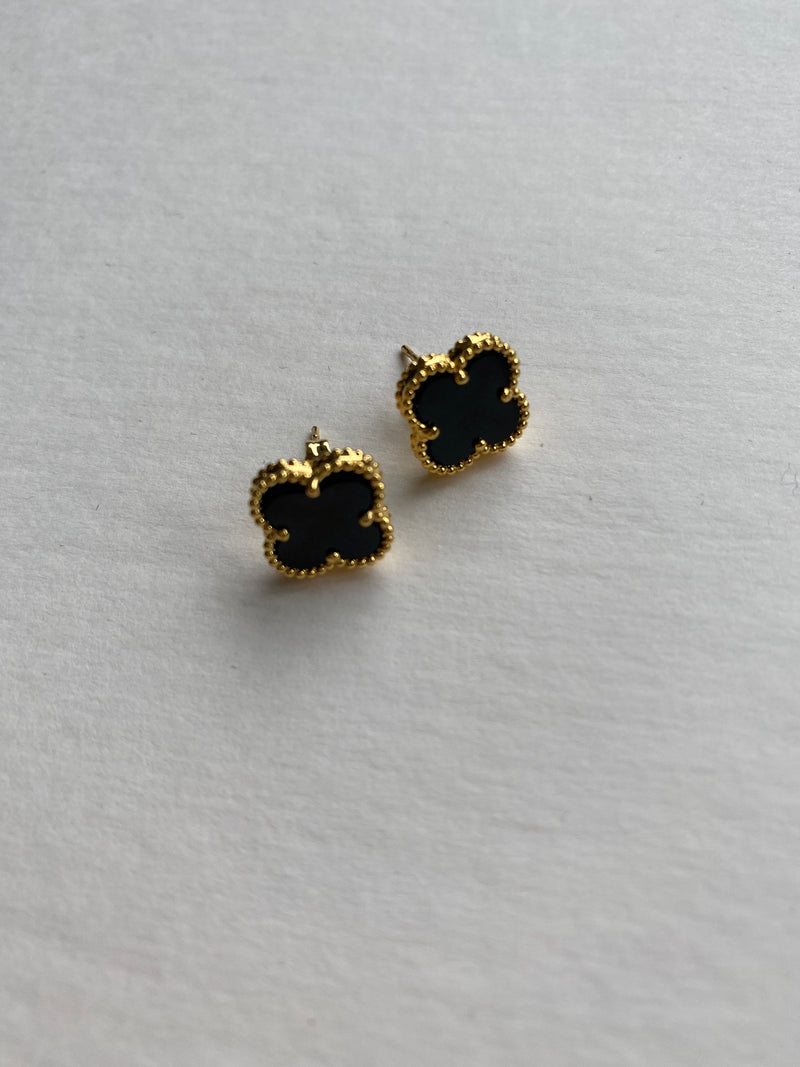 Black onyx hot sale clover earrings