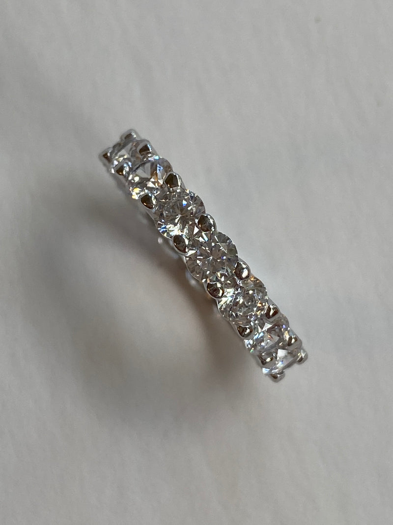 Diamond Eternity Band | Geo