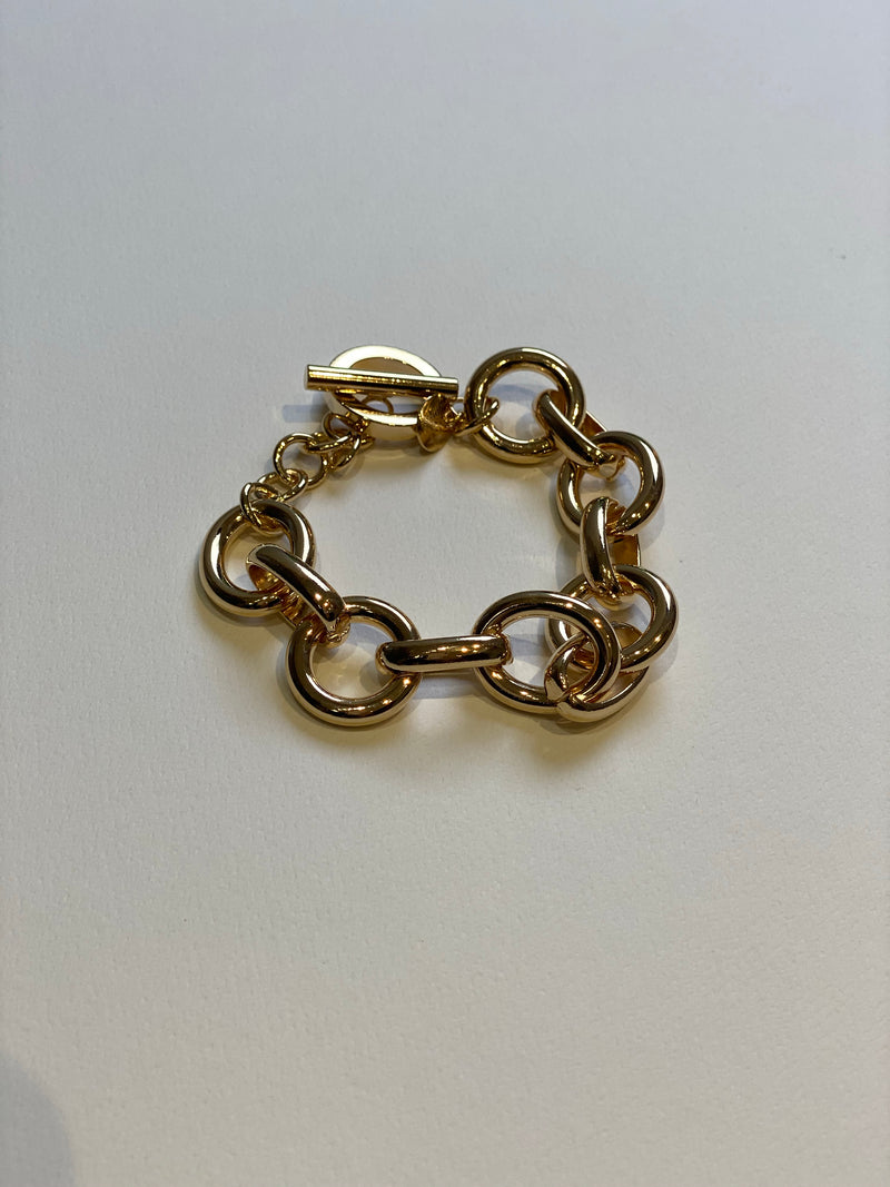 Chunky Gold O-Link Bracelet | Annabel BEST SELLER