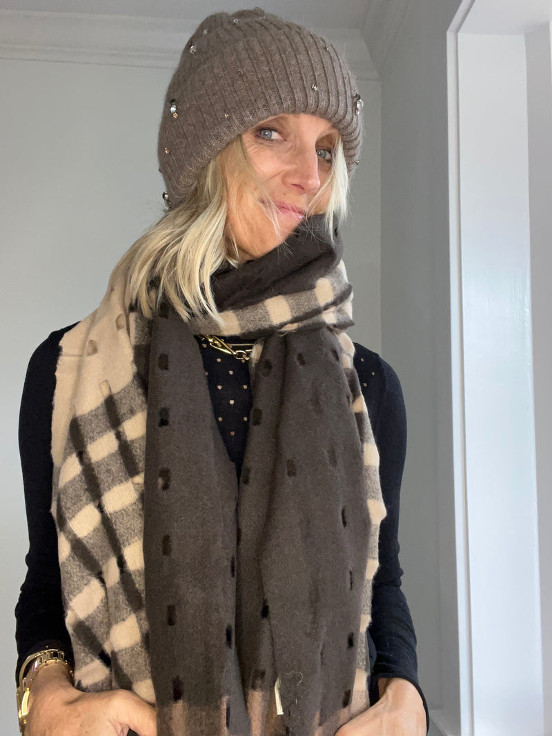 Italian Ladies Cut Out Scarf