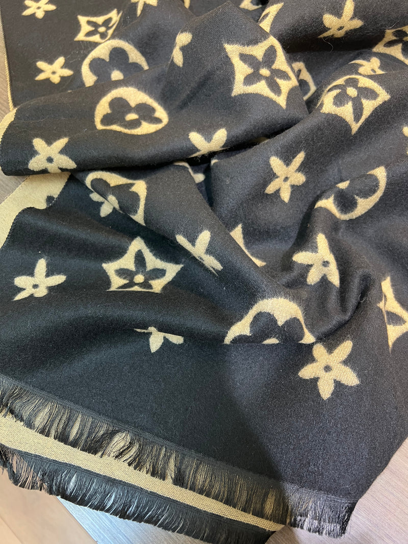 Louis Black and Beige Scarf