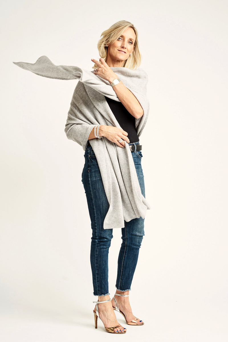 Light Grey Lightweight Wrap - Cashmere - Queen & Grace